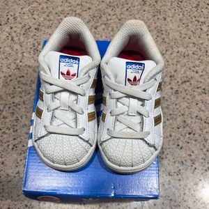 Superstar-Adidas for your toddlers in good condition